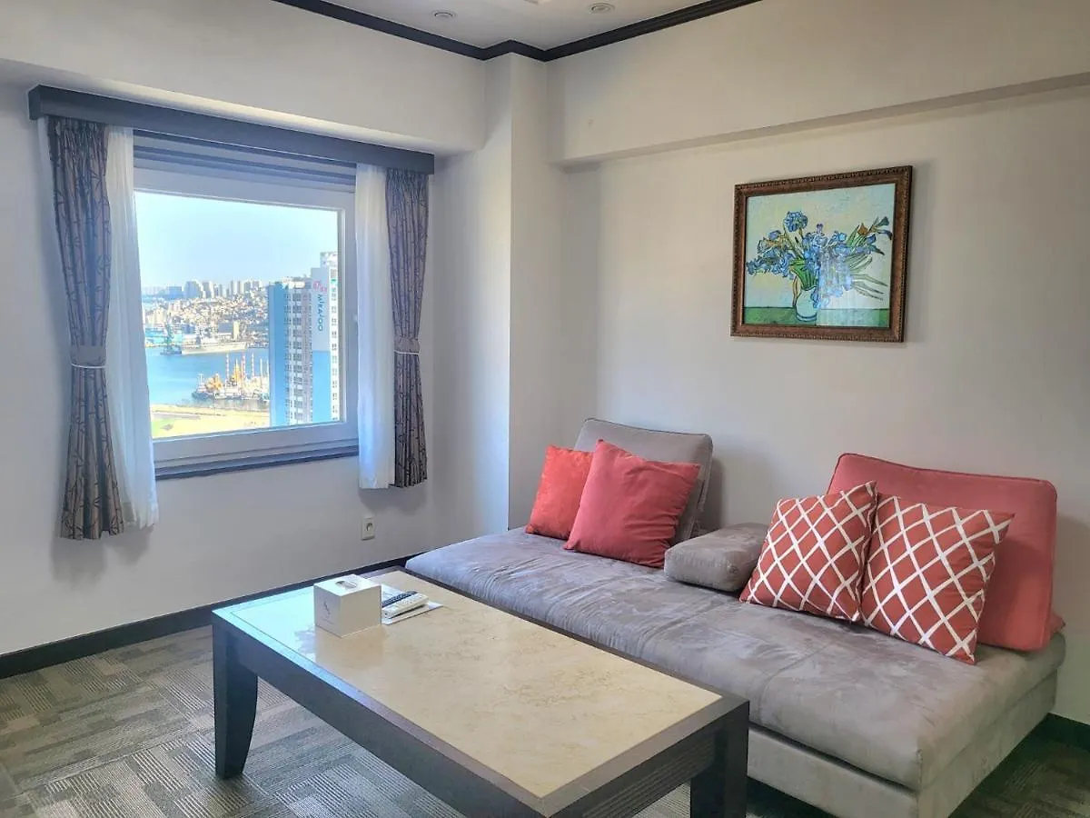 Toyoko Inn Busan Jungang Station 3*,