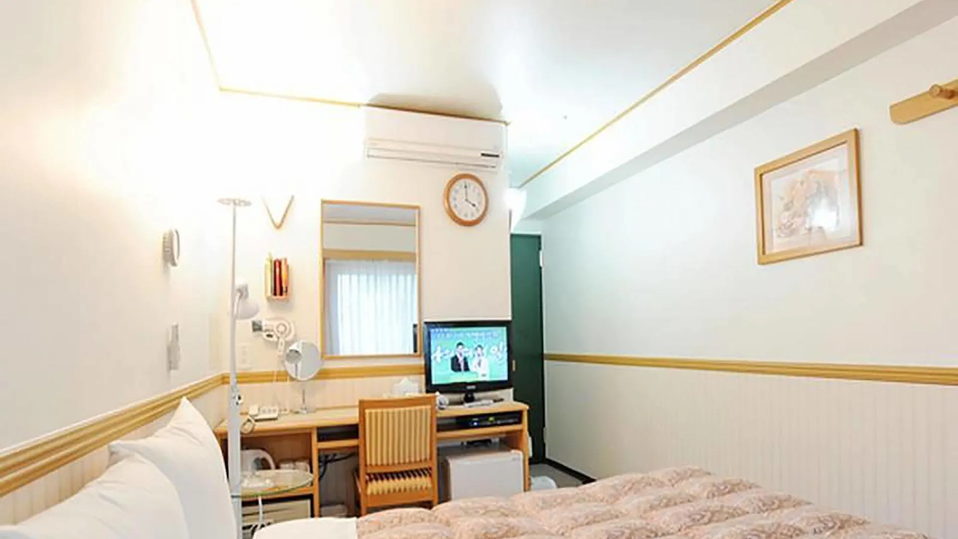 Toyoko Inn Busan Jungang Station Отель